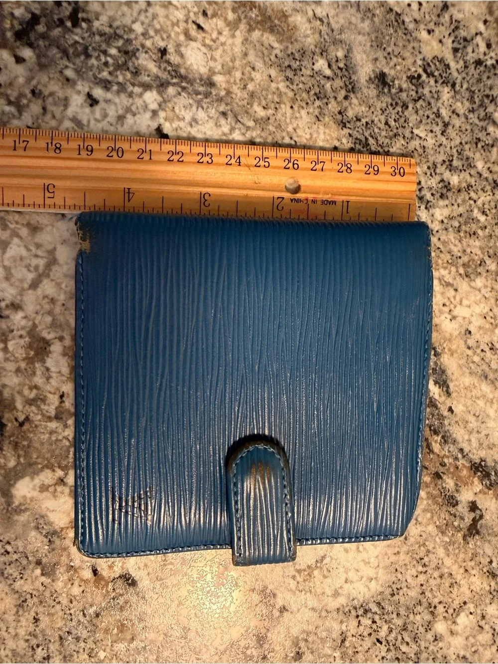 Louis Vuitton Blue Epi wallet *authentic* MAKE OFFER - Picture 2 of 11